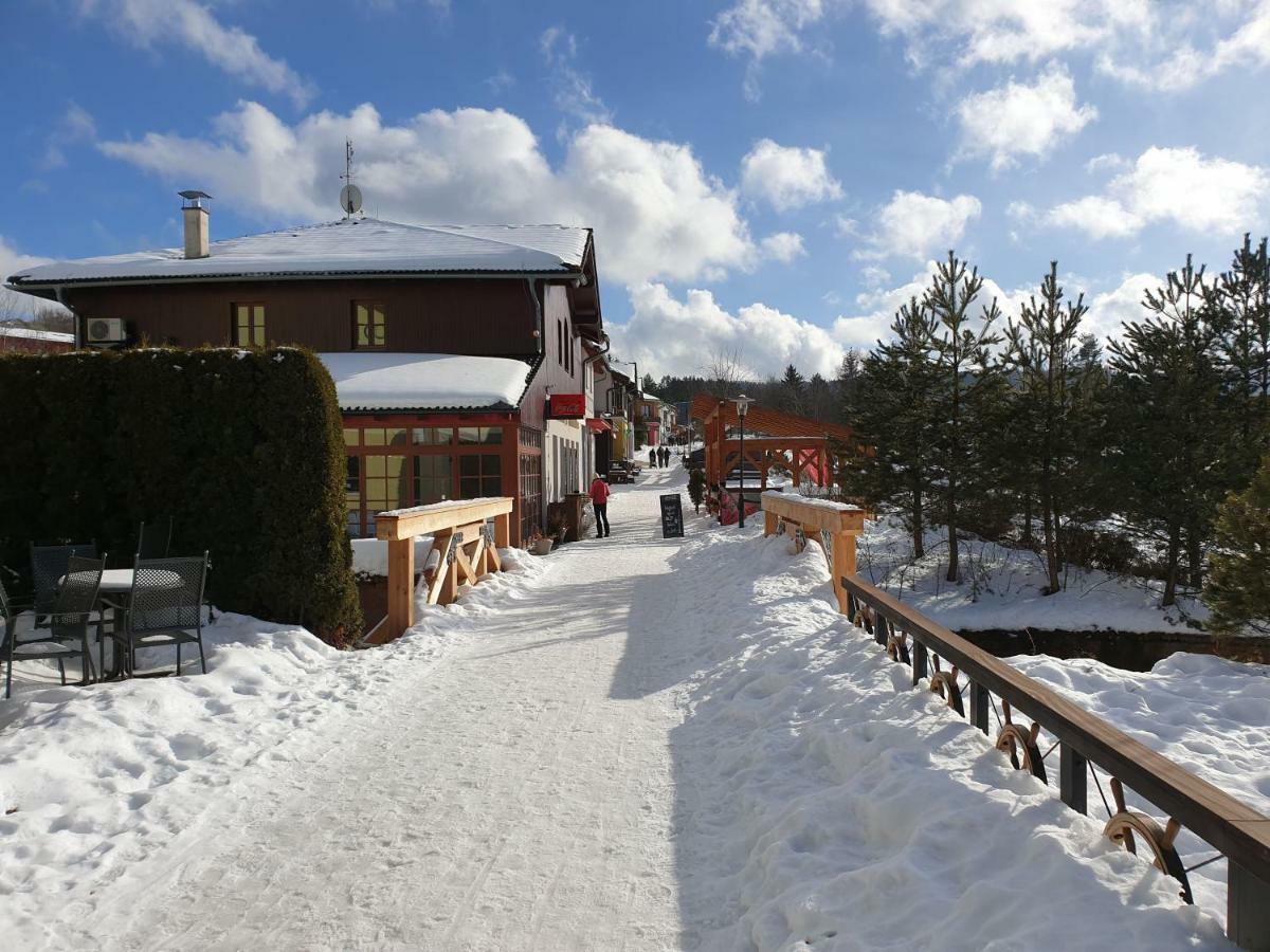 Lipno Nad Vltavou - Apartman 23 - Wifi, Parking, Netflix Exterior photo